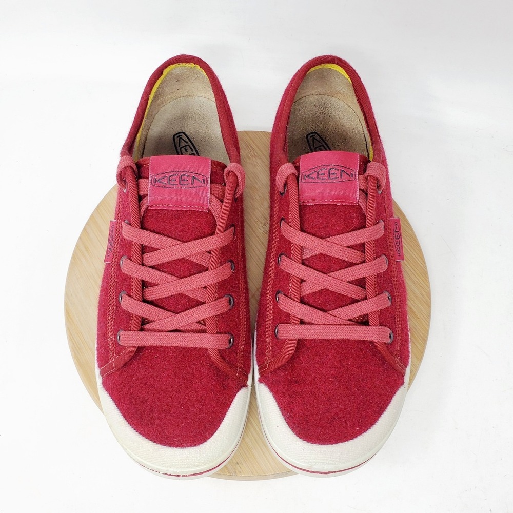 KEEN Elsa Lite Shoes Womens 8 Red Felt Sneaker Casual Comfort Lace Up Low